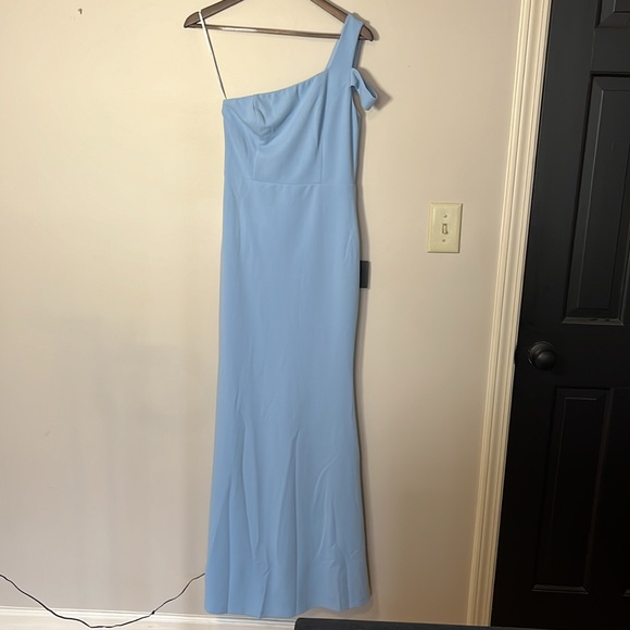 NWT LULUS Make an Entrance Powder Blue One-Shoulder Mermaid Maxi Dress SMALL - Picture 3 of 6